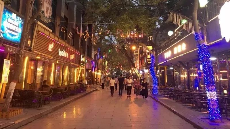 探秘小巷中的隐藏宝藏，最新002505消息揭秘