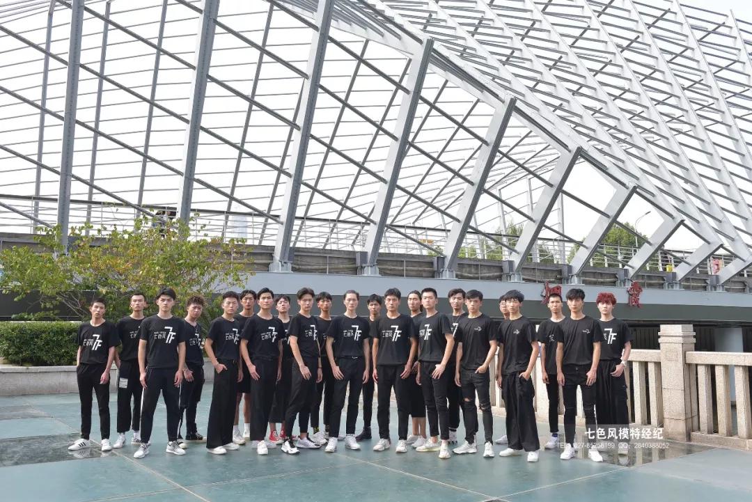 国模毛婷，闪耀时尚舞台的璀璨新星动态更新